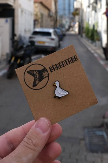 Duck pin
